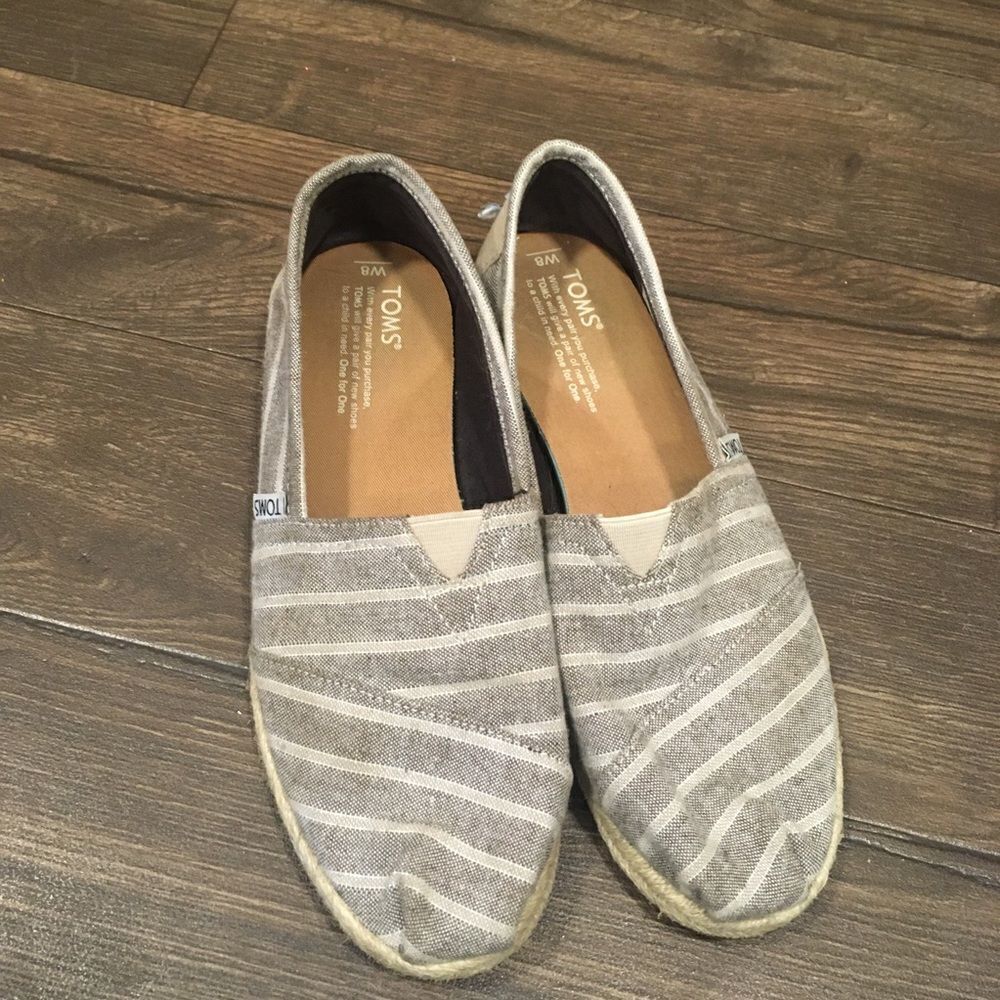Tom’s gray striped classic slip on flats